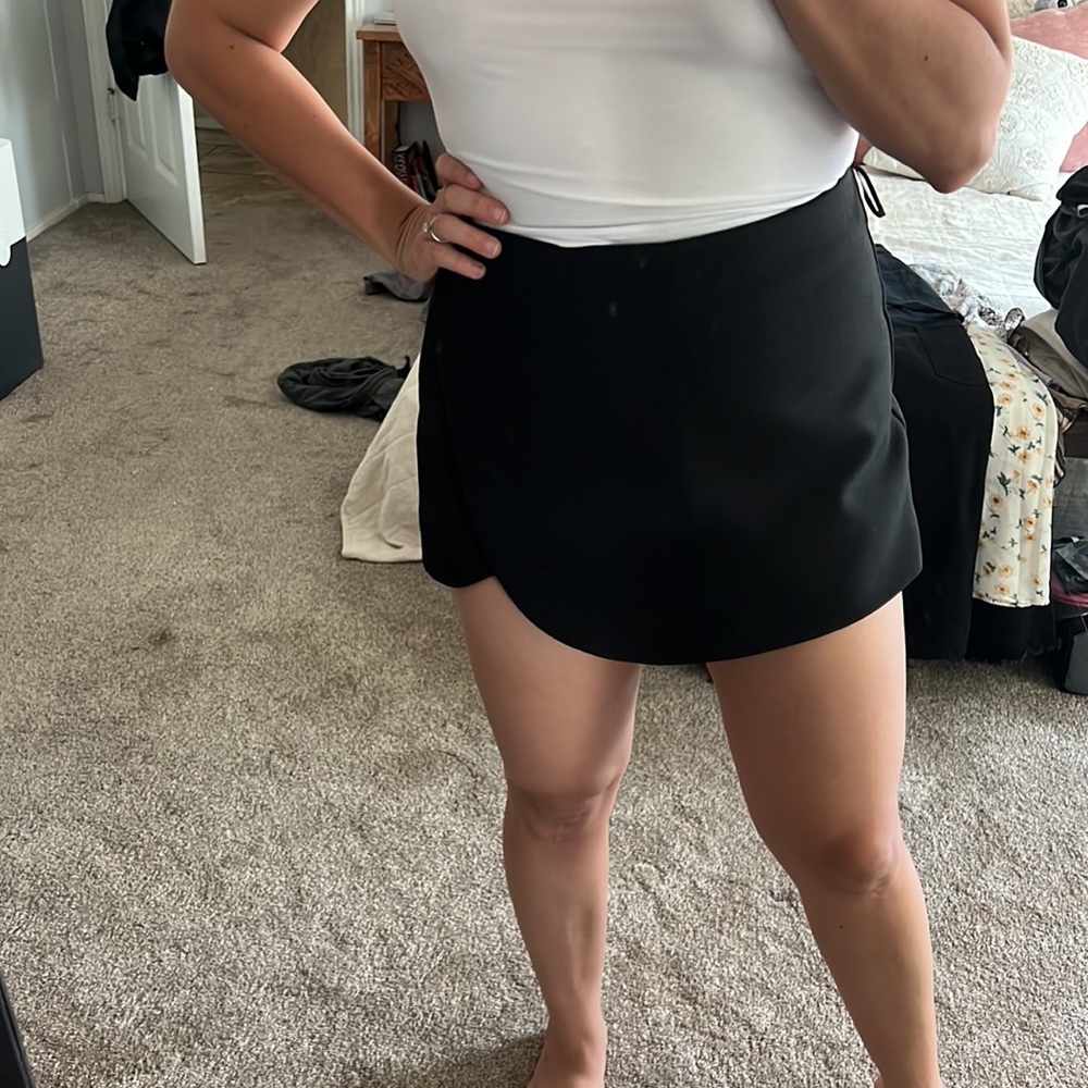 Nwot Zara skort